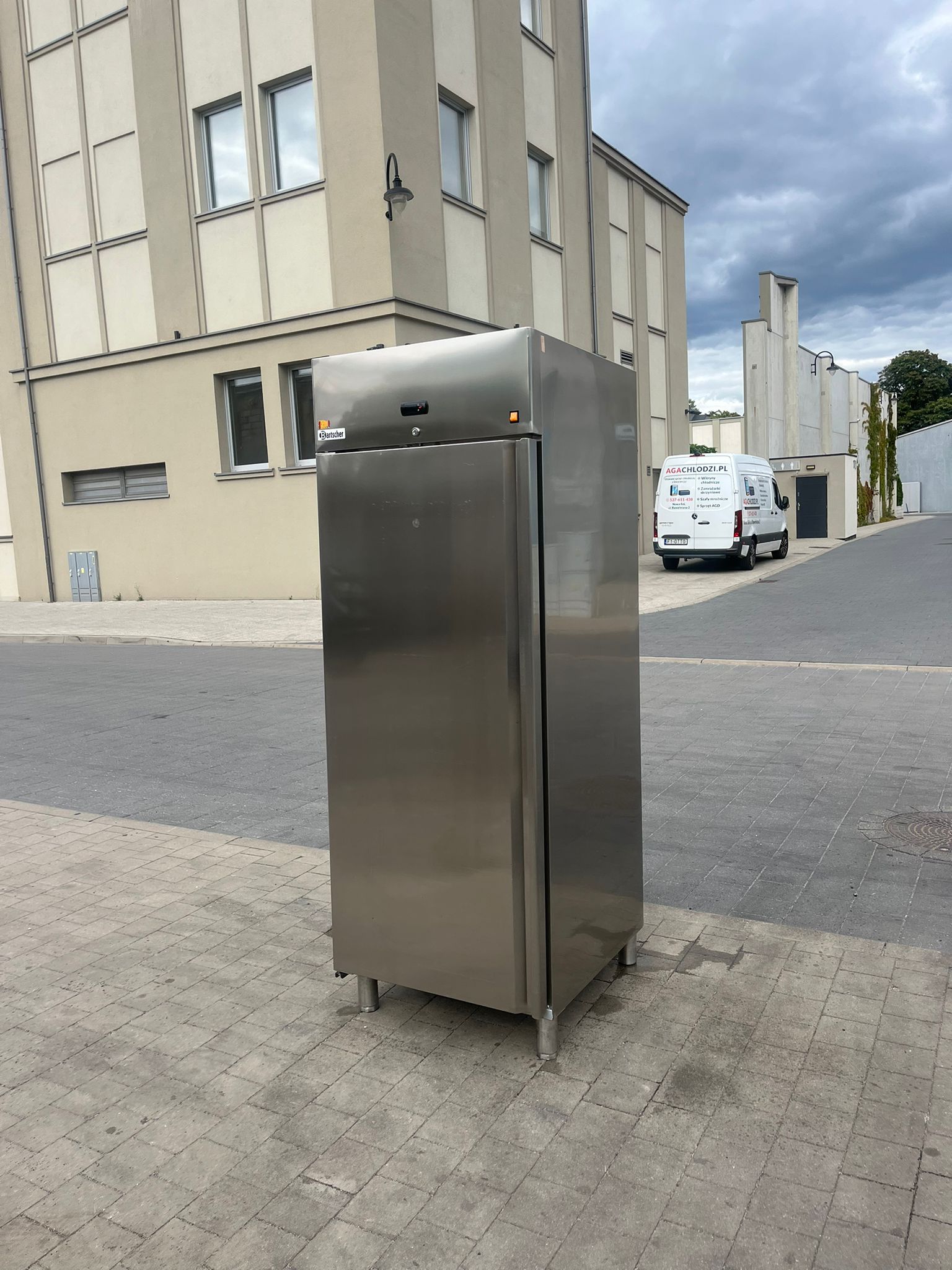 Szafa Chłodnicza 75 cm - obrazek 2