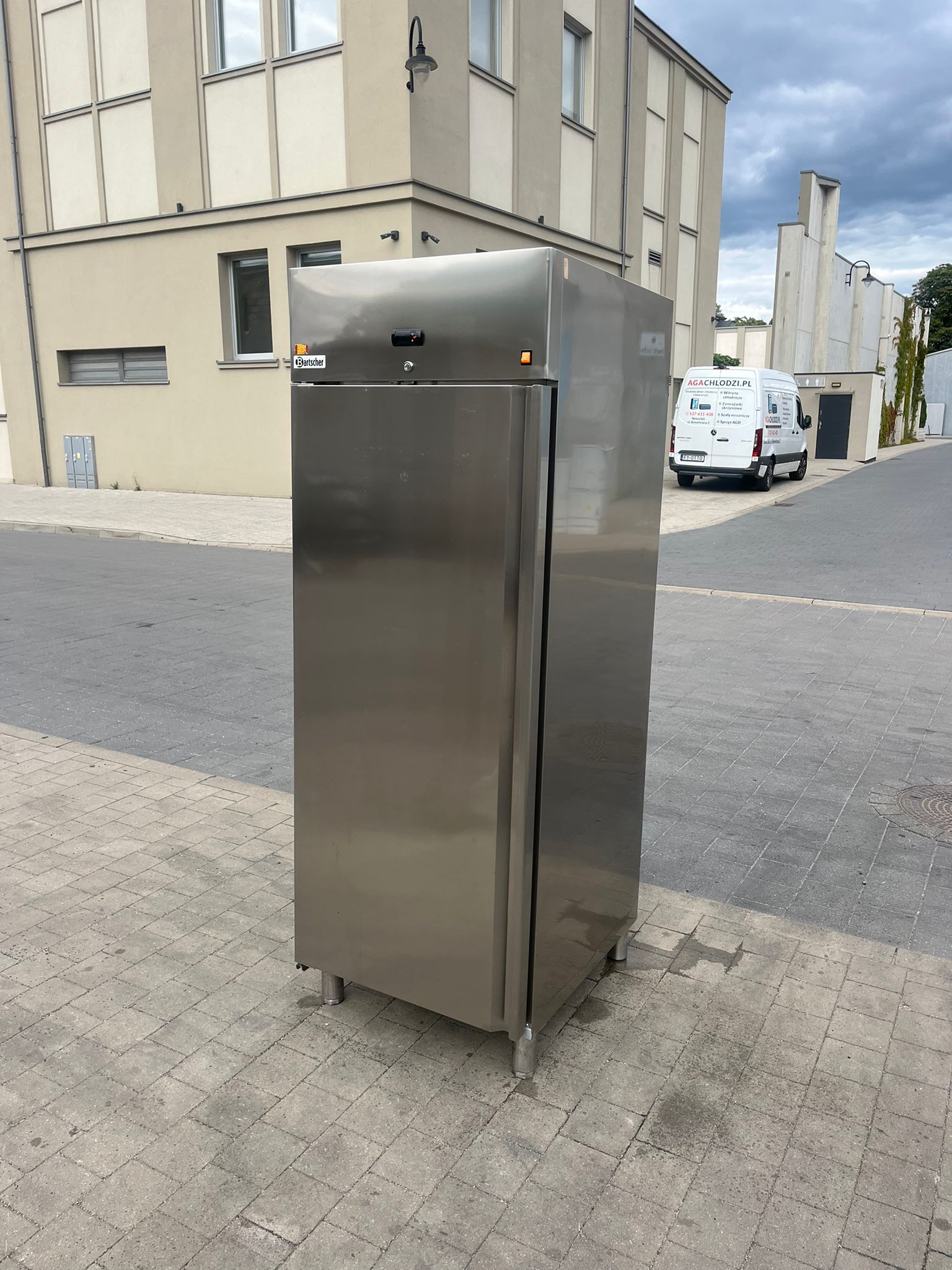 Szafa Chłodnicza 75 cm - obrazek 4
