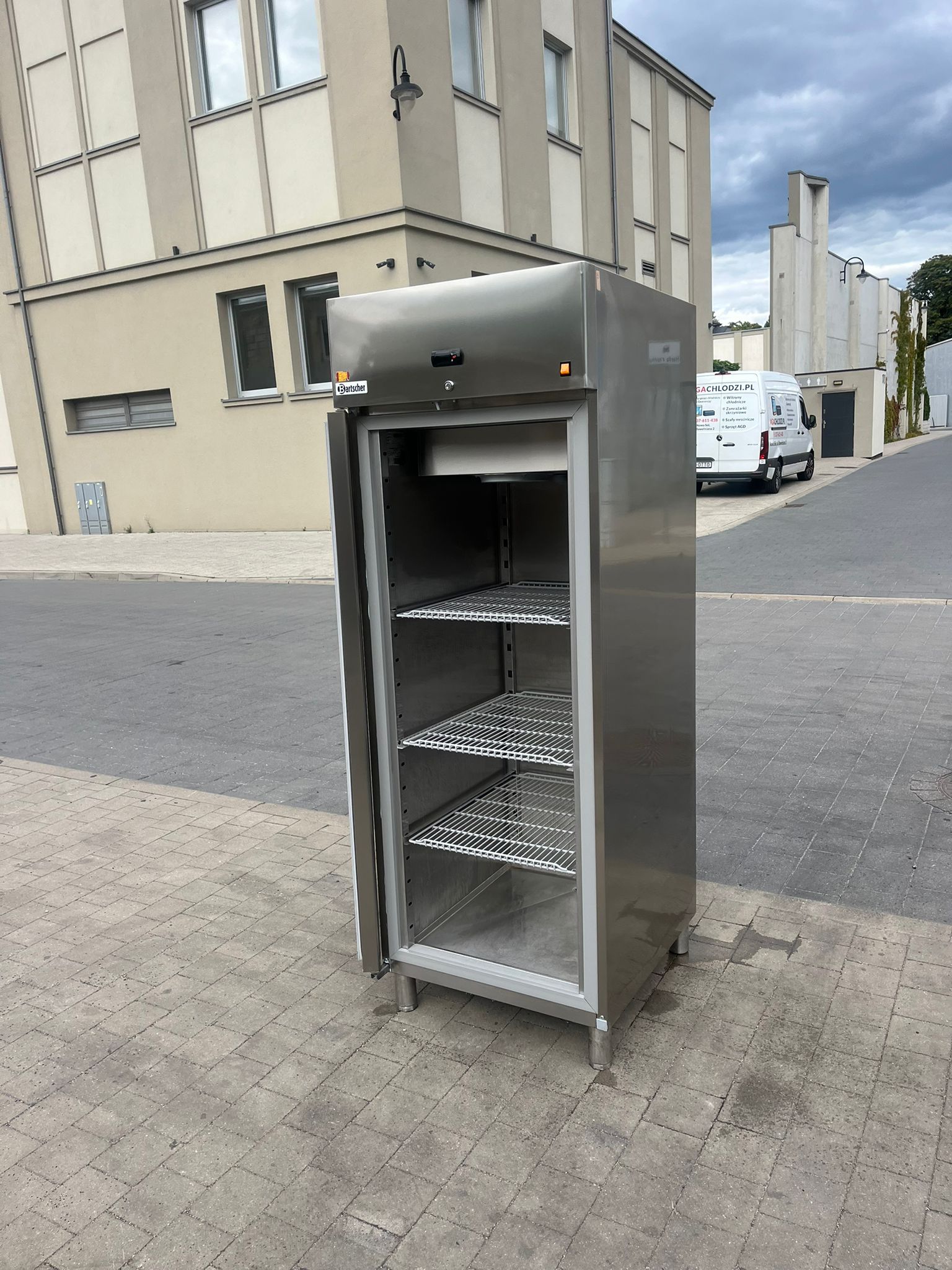 Szafa Chłodnicza 75 cm - obrazek 5