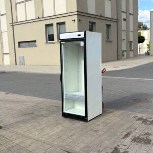 Witryna chłodnicza 700 Litrów 75 cm